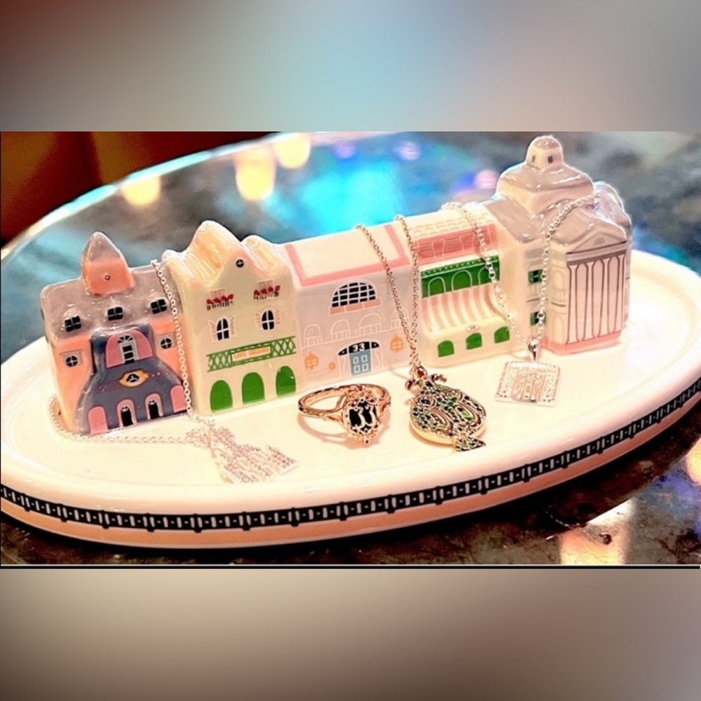 Disneyland Club 33 trinket tray